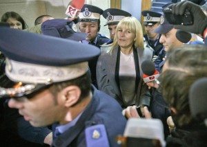 Ish-ministrja e turizmit Elena Udrea. Foto: AP